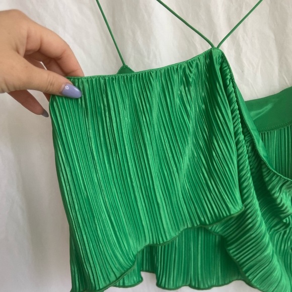 Good American Plisse Bungee Strap Crop Top in Summer Green - Size 1/2 Size S/M - Picture 13 of 13